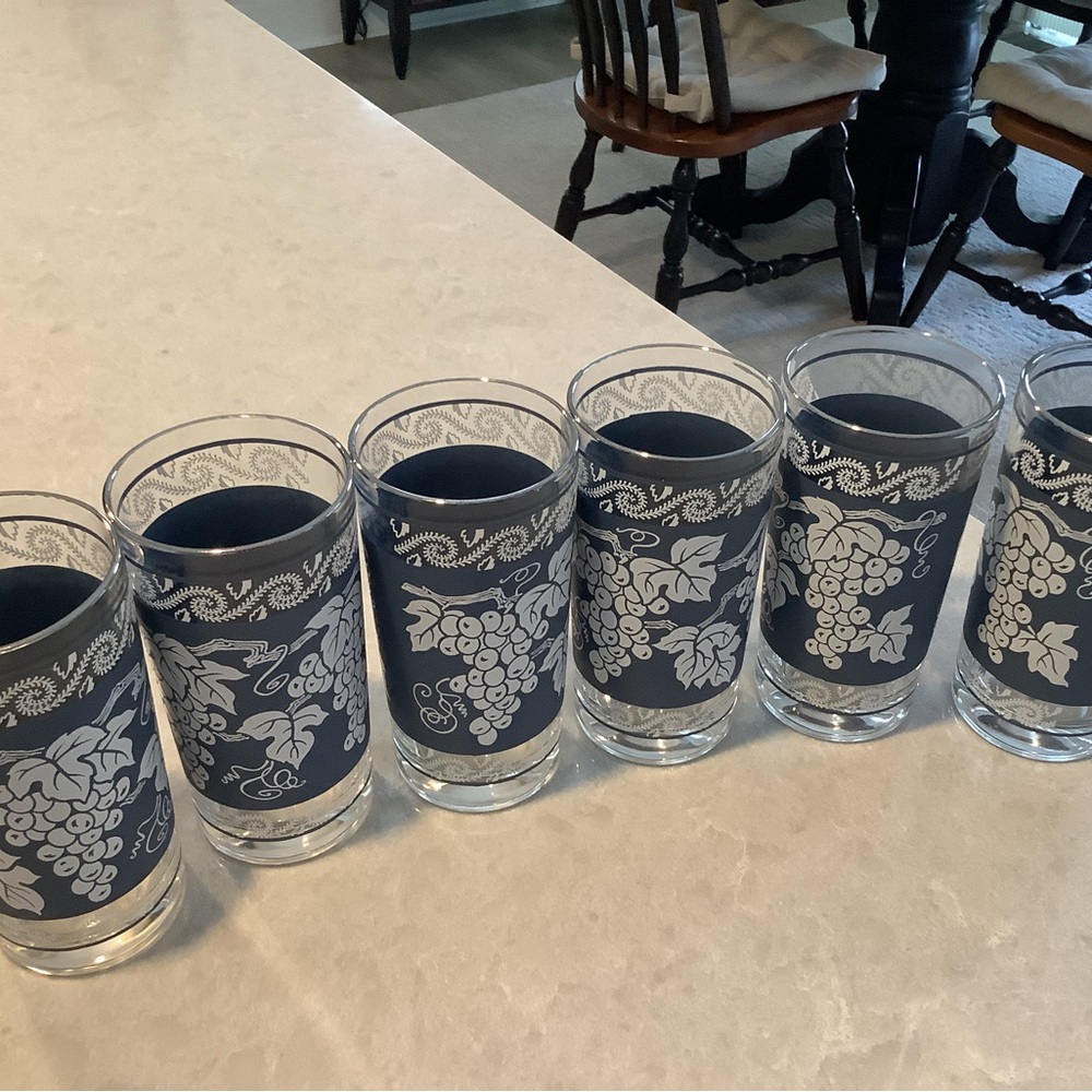 Hazel Atlas Set of Six Wedgewood Blue and White Grape Glasses